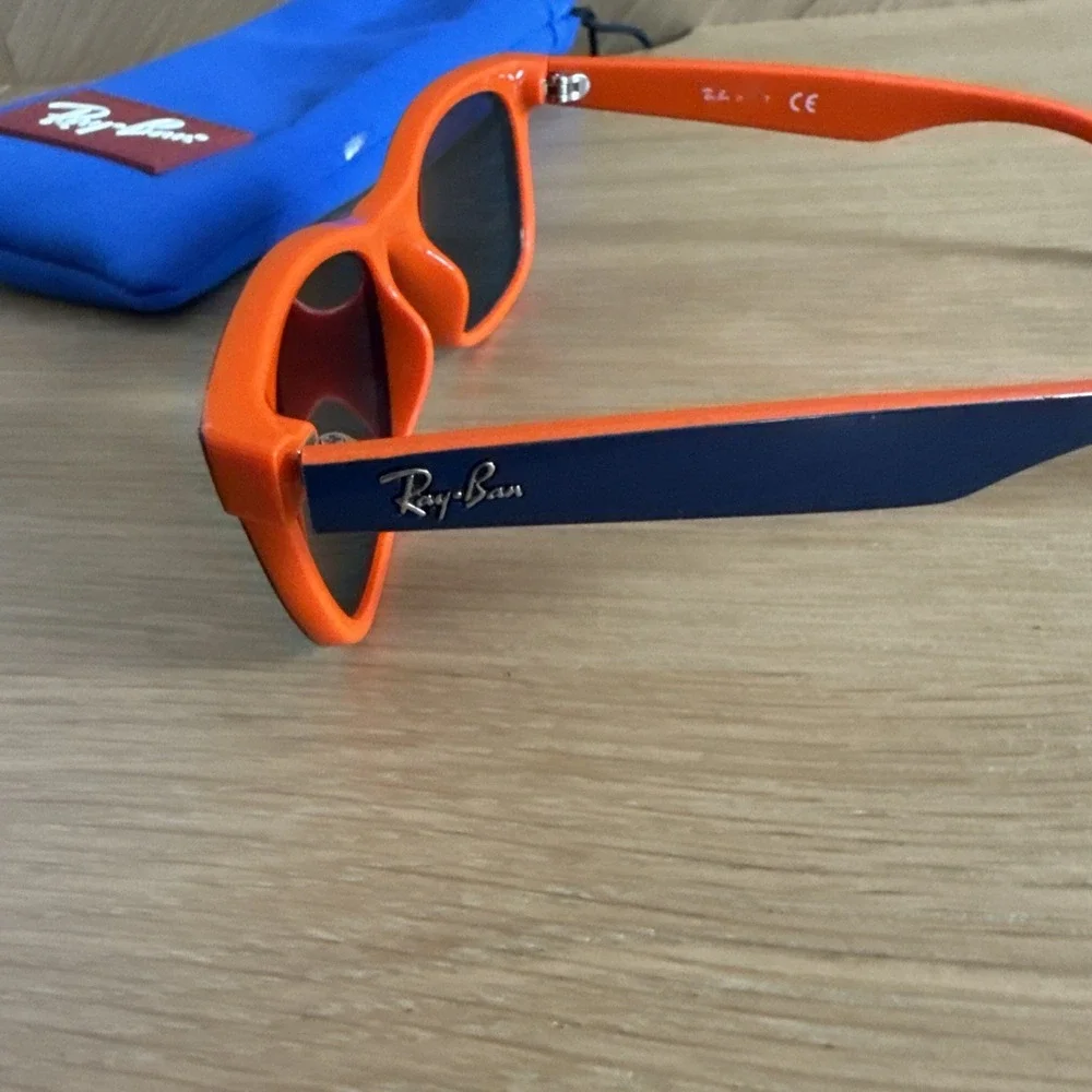 Ray-Ban RJ9052S 178/80 47  Junior Kids Wayfarer Black / Orange Sunglasses used